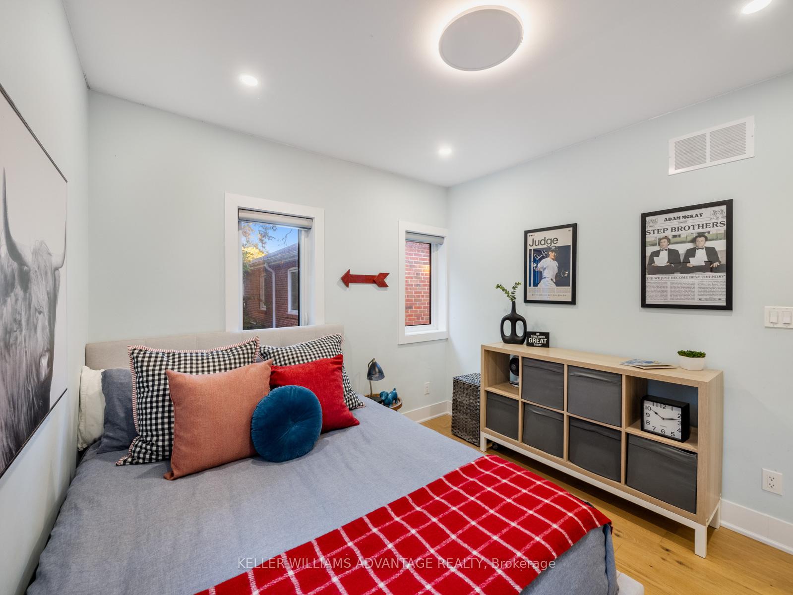 Photo 31 of 93 Glen Davis Crescent, Toronto, East End-Danforth — HOMEH