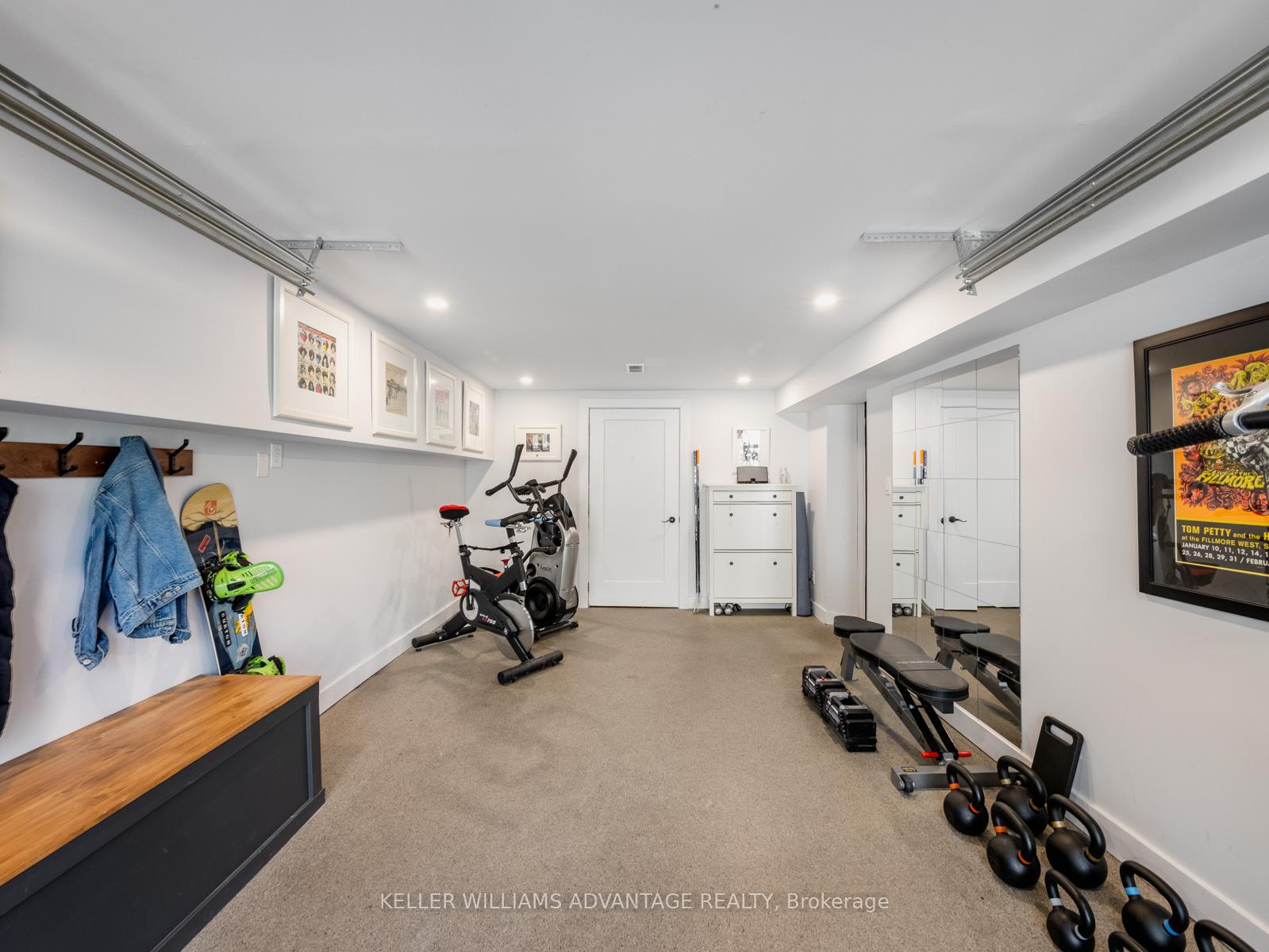 Photo 36 of 93 Glen Davis Crescent, Toronto, East End-Danforth — HOMEH