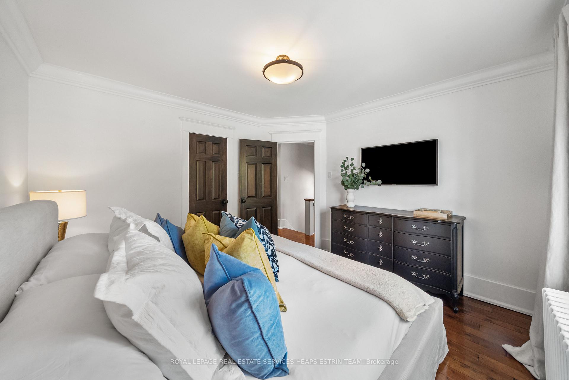 Photo 18 of 256 Rumsey Road, Toronto, Leaside — HOMEH