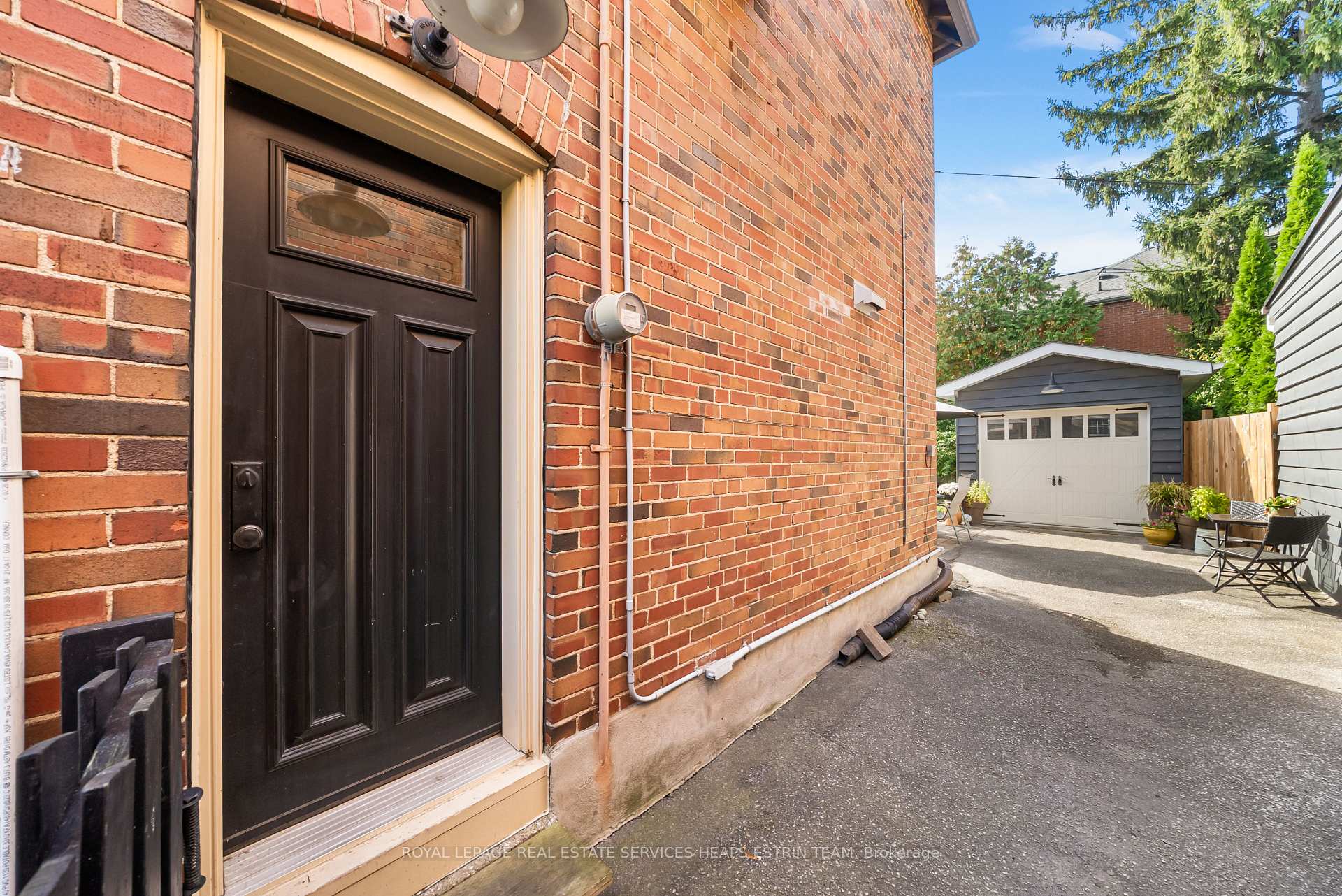 Photo 36 of 256 Rumsey Road, Toronto, Leaside — HOMEH