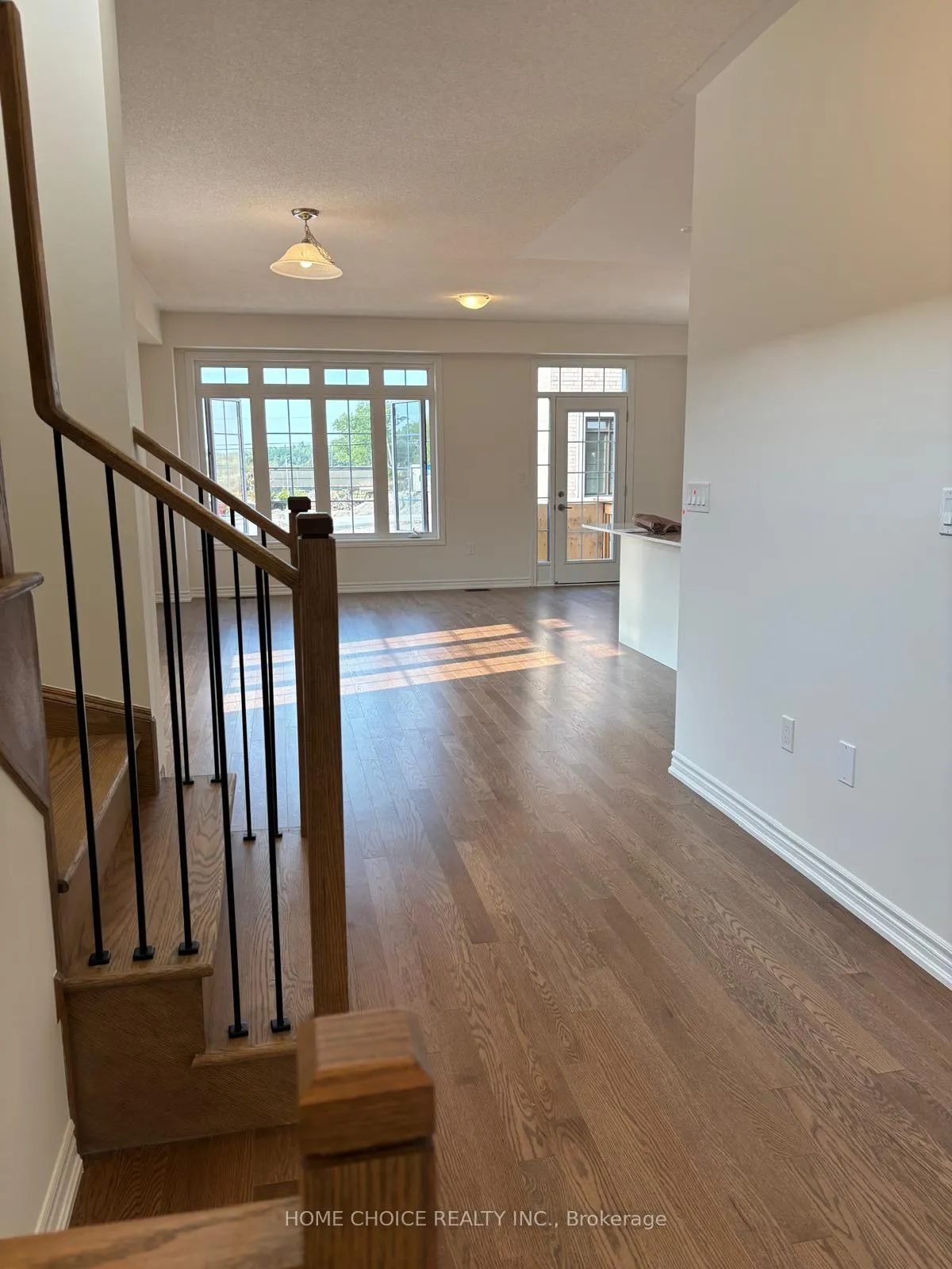 Photo 3 of 1474 Periwinkle Place, Milton, Walker — HOMEH