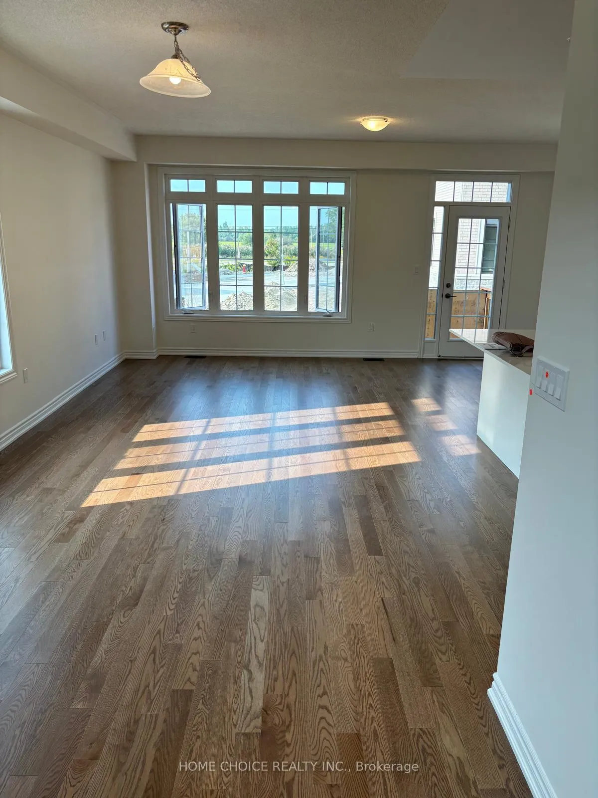 Photo 4 of 1474 Periwinkle Place, Milton, Walker — HOMEH