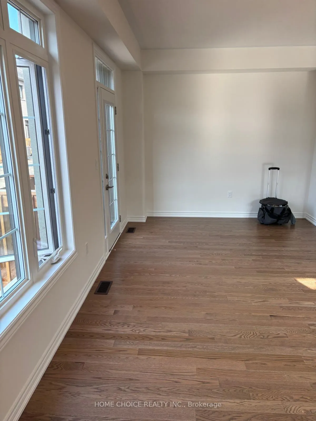 Photo 5 of 1474 Periwinkle Place, Milton, Walker — HOMEH