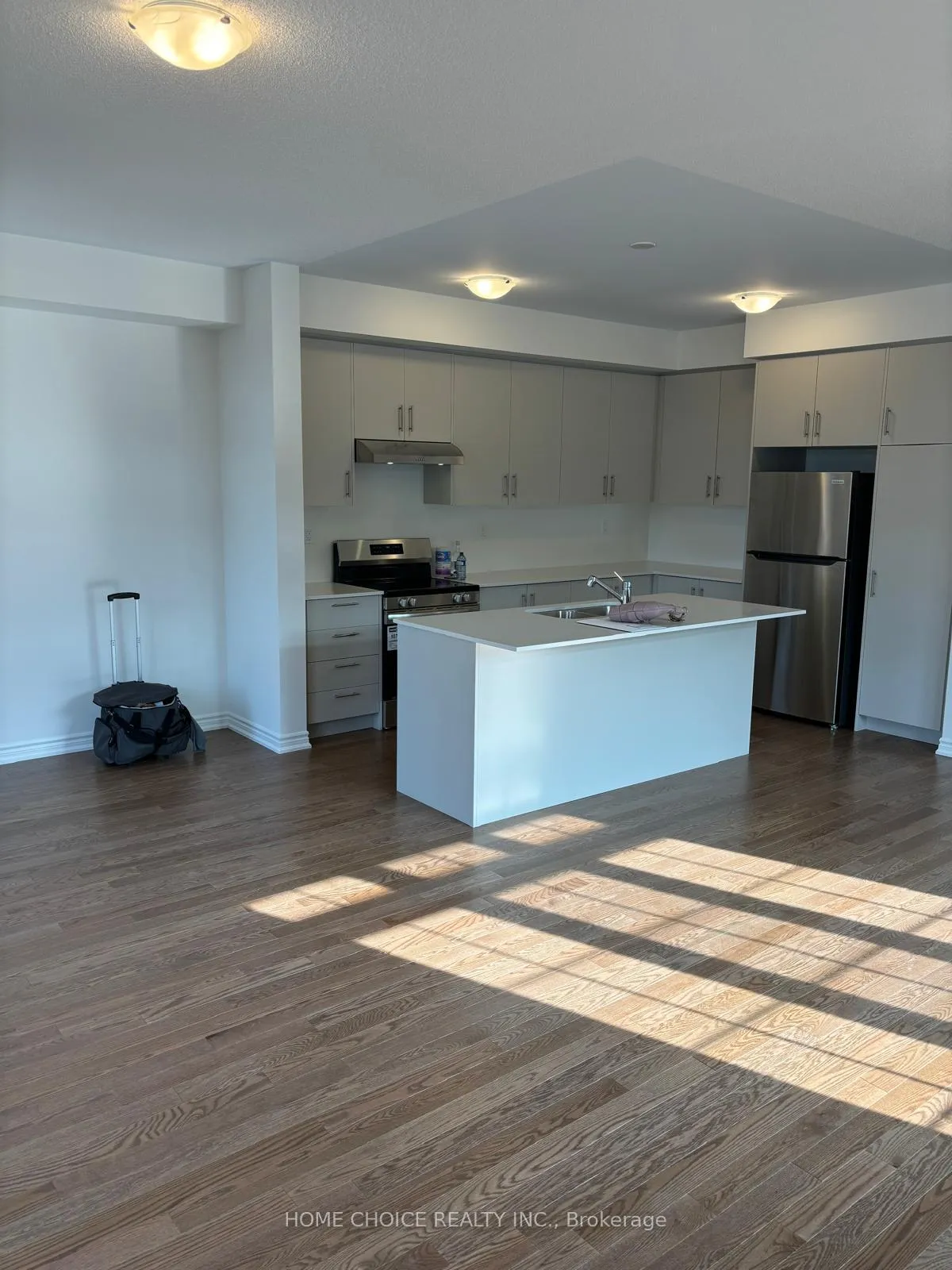 Photo 6 of 1474 Periwinkle Place, Milton, Walker — HOMEH