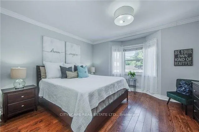 Photo 9 of 174 Coxwell Avenue, Toronto, Greenwood-Coxwell — HOMEH