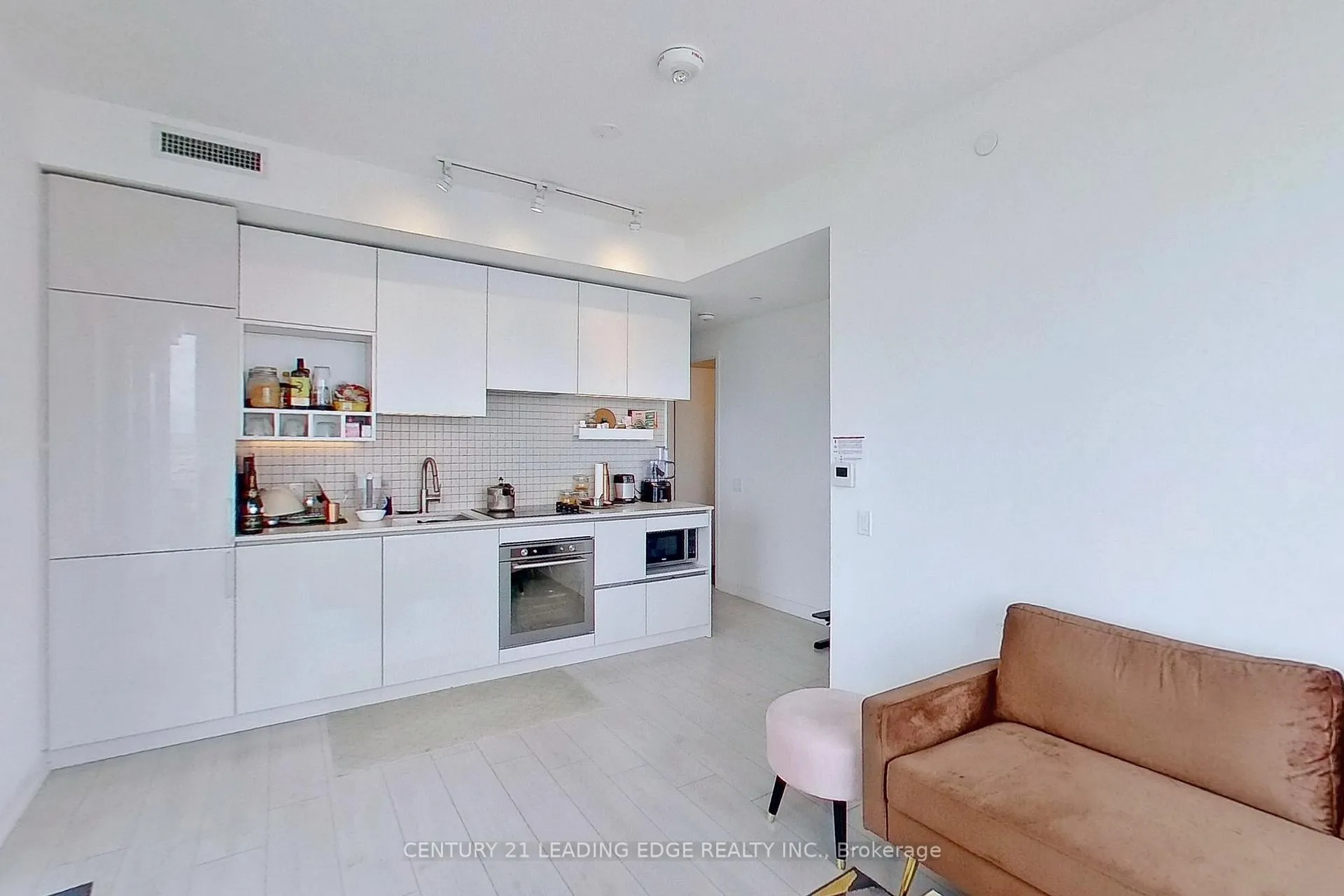 Photo 9 of Unit 4102, 950 Portage Parkway, Vaughan, Vaughan Corporate Centre — HOMEH