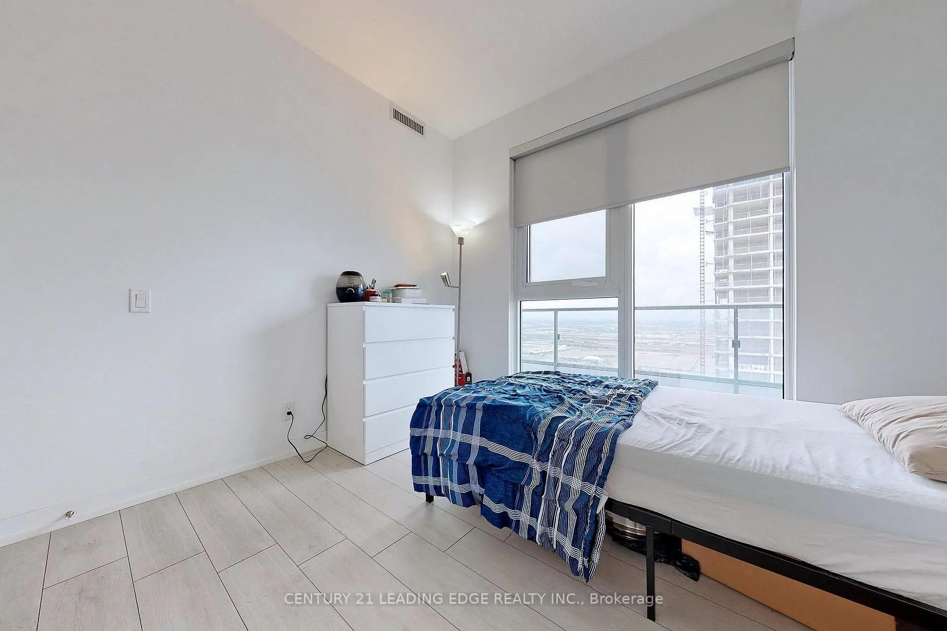 Photo 13 of Unit 4102, 950 Portage Parkway, Vaughan, Vaughan Corporate Centre — HOMEH
