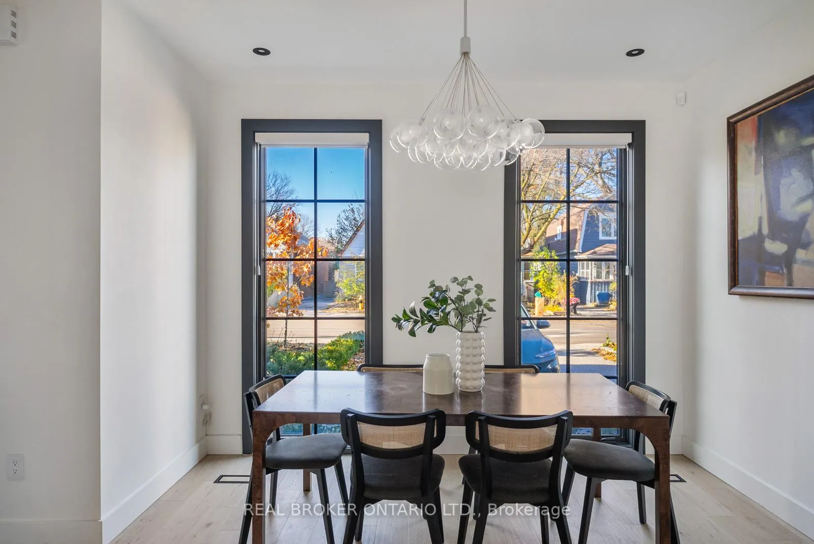 Photo 4 of 203 Oak Park Avenue, Toronto, Woodbine-Lumsden — HOMEH