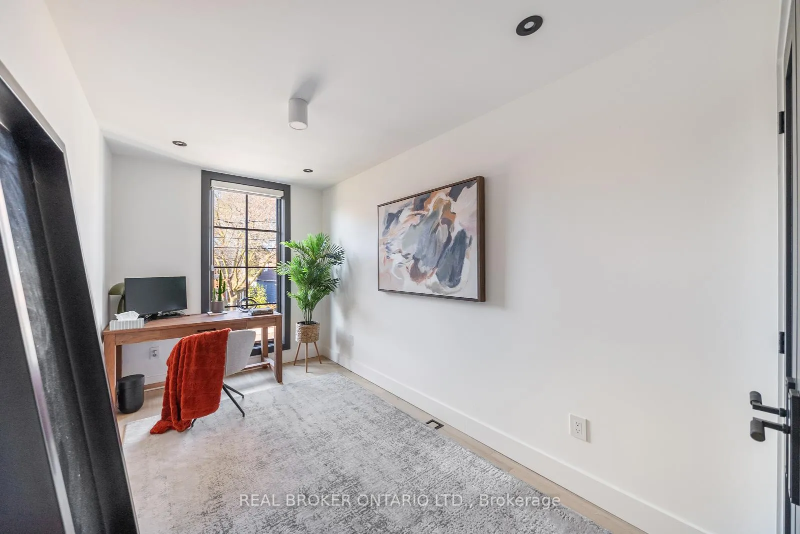 Photo 24 of 203 Oak Park Avenue, Toronto, Woodbine-Lumsden — HOMEH