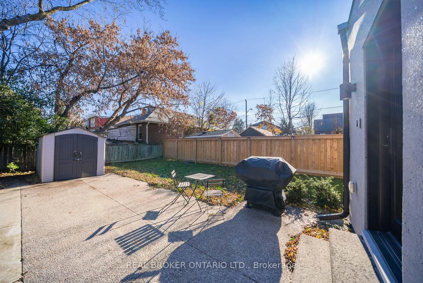 Photo 36 of 203 Oak Park Avenue, Toronto, Woodbine-Lumsden — HOMEH