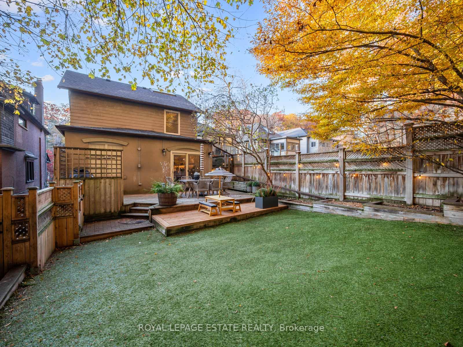 Photo 14 of 101 Neville Park Boulevard, Toronto, The Beaches — HOMEH
