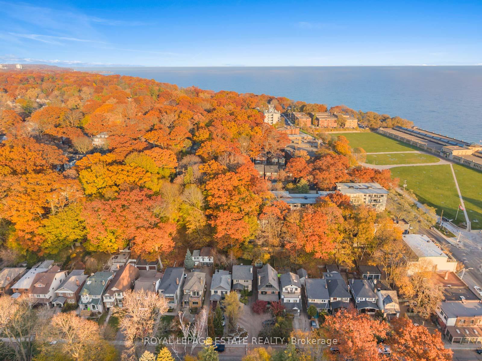 Photo 20 of 101 Neville Park Boulevard, Toronto, The Beaches — HOMEH