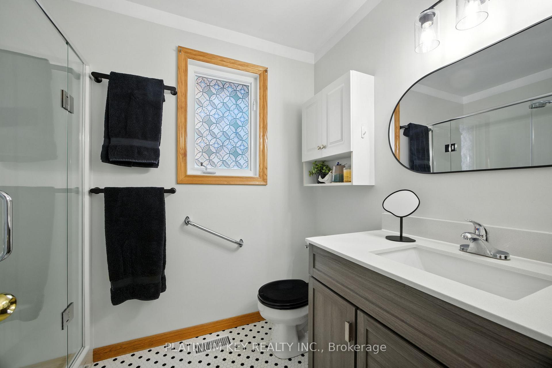 Photo 27 of 469 Riverview Drive, Strathroy-Caradoc, NE — HOMEH
