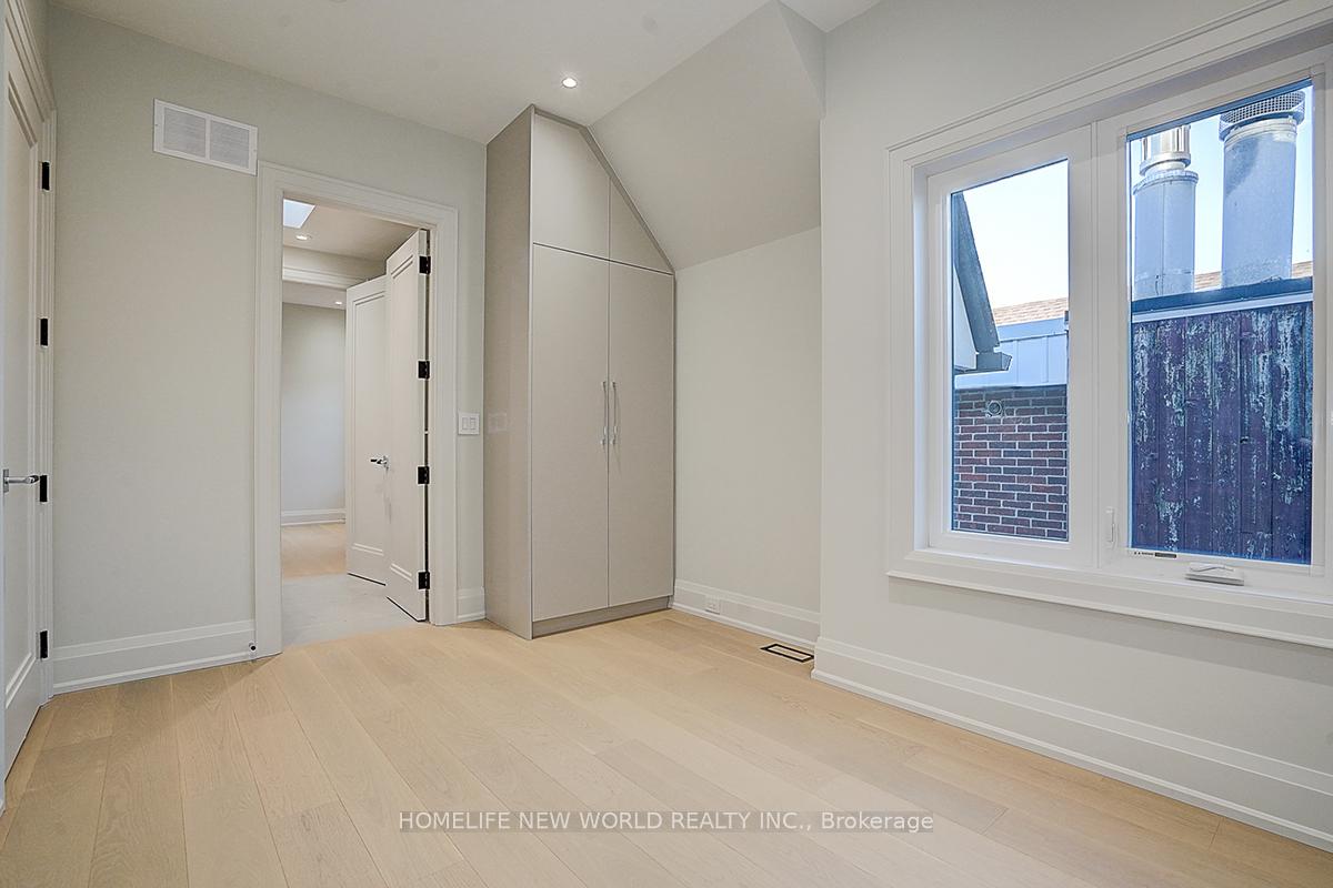 Photo 25 of 625 Soudan Avenue, Toronto, Mount Pleasant East — HOMEH