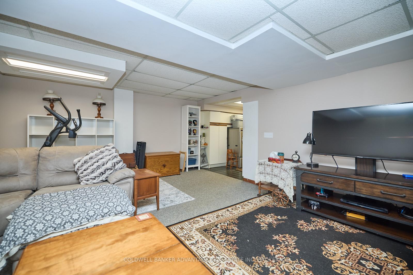 Photo 25 of 33 Naples Court, Thorold, Confederation Heights — HOMEH