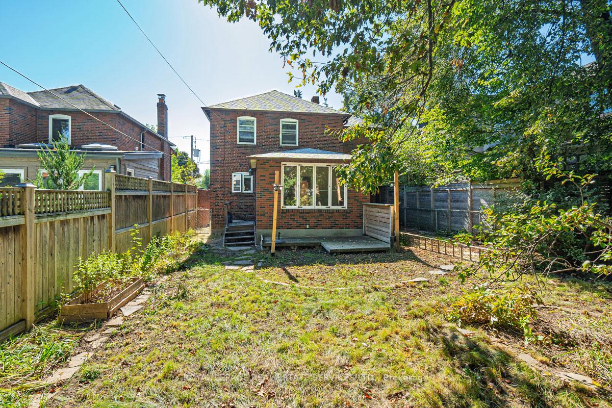Photo 33 of 2 Parklea Drive, Toronto, Leaside — HOMEH
