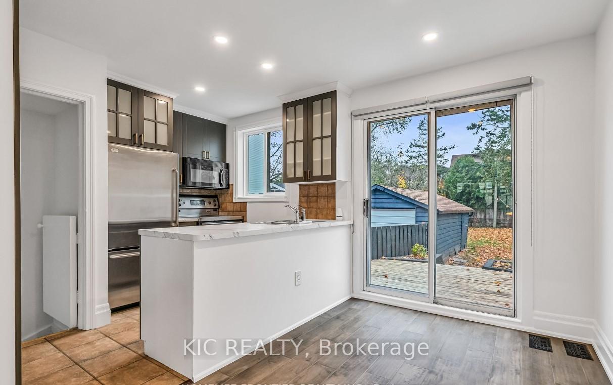 Photo 8 of 354 Laird Drive, Toronto, Leaside — HOMEH