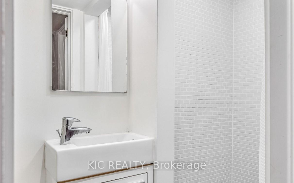 Photo 28 of 354 Laird Drive, Toronto, Leaside — HOMEH