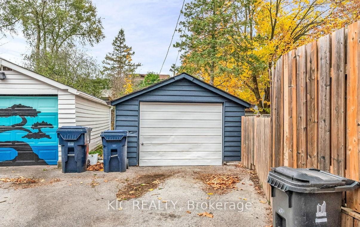 Photo 29 of 354 Laird Drive, Toronto, Leaside — HOMEH