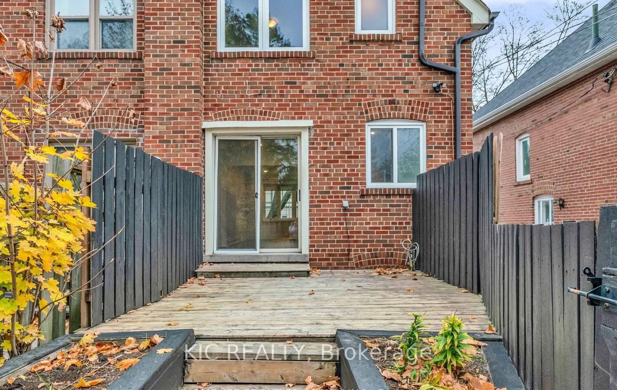 Photo 30 of 354 Laird Drive, Toronto, Leaside — HOMEH