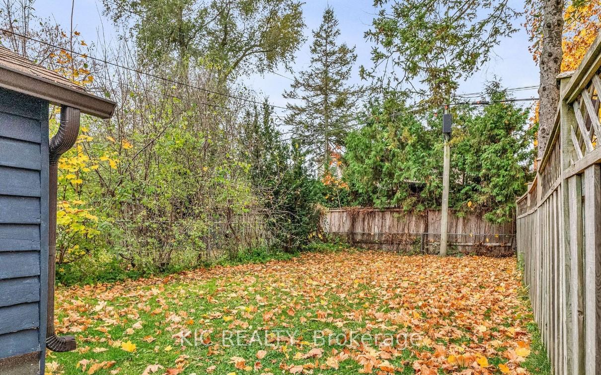 Photo 32 of 354 Laird Drive, Toronto, Leaside — HOMEH