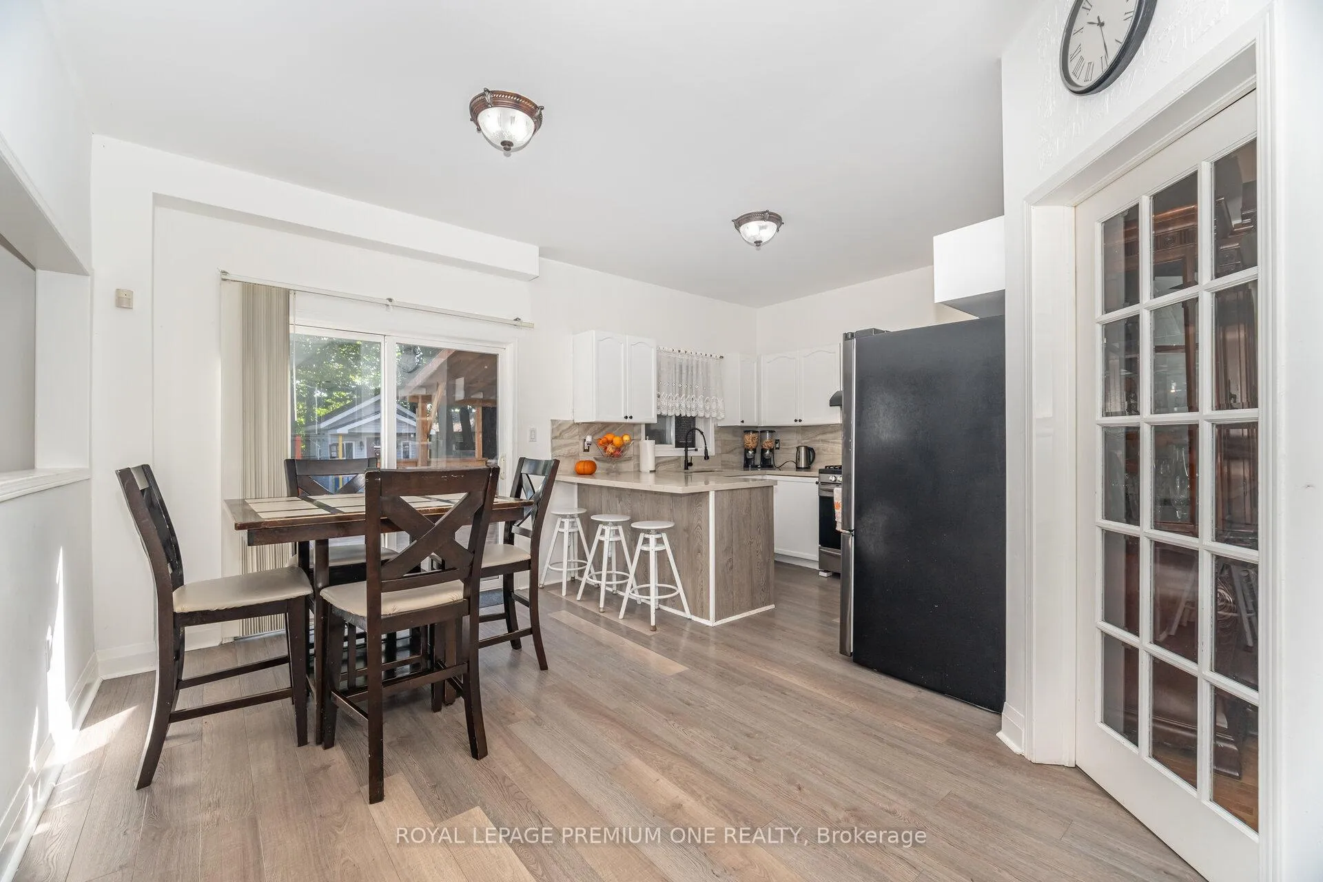 Photo 14 of 2039 Thompson Street, Innisfil, Alcona — HOMEH