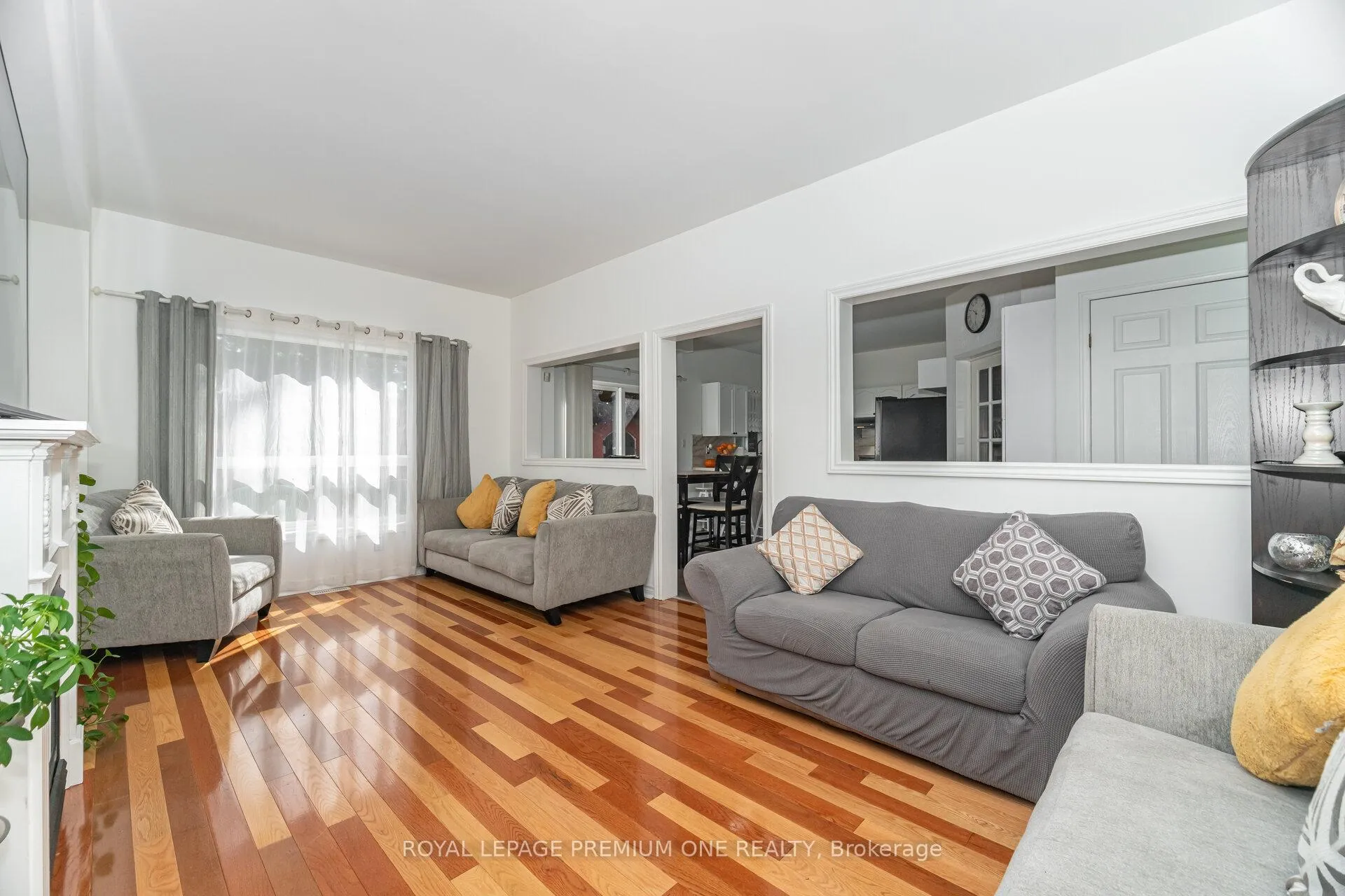 Photo 17 of 2039 Thompson Street, Innisfil, Alcona — HOMEH