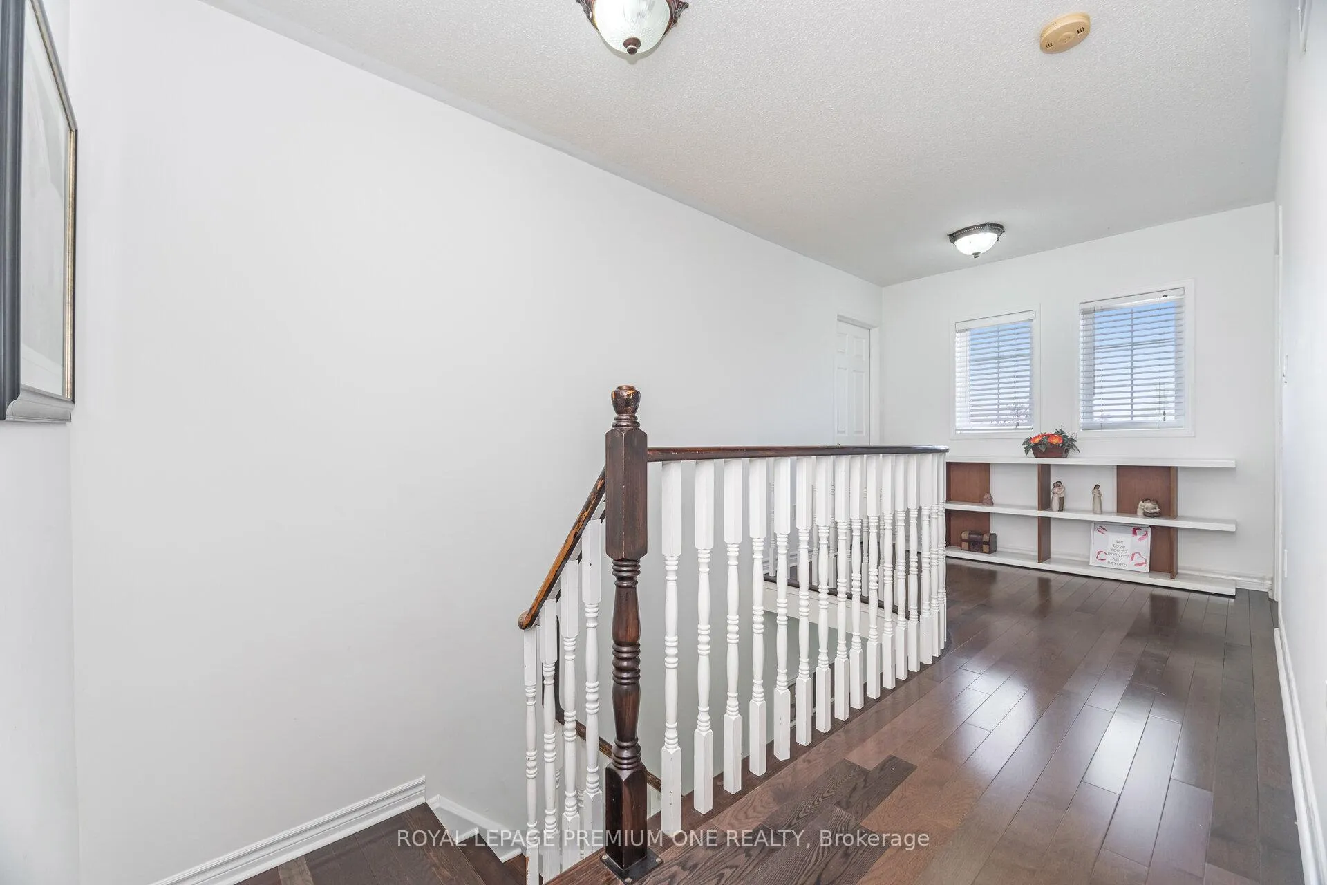 Photo 21 of 2039 Thompson Street, Innisfil, Alcona — HOMEH