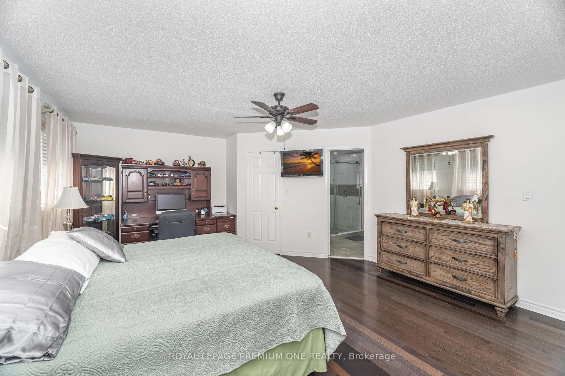 Photo 24 of 2039 Thompson Street, Innisfil, Alcona — HOMEH