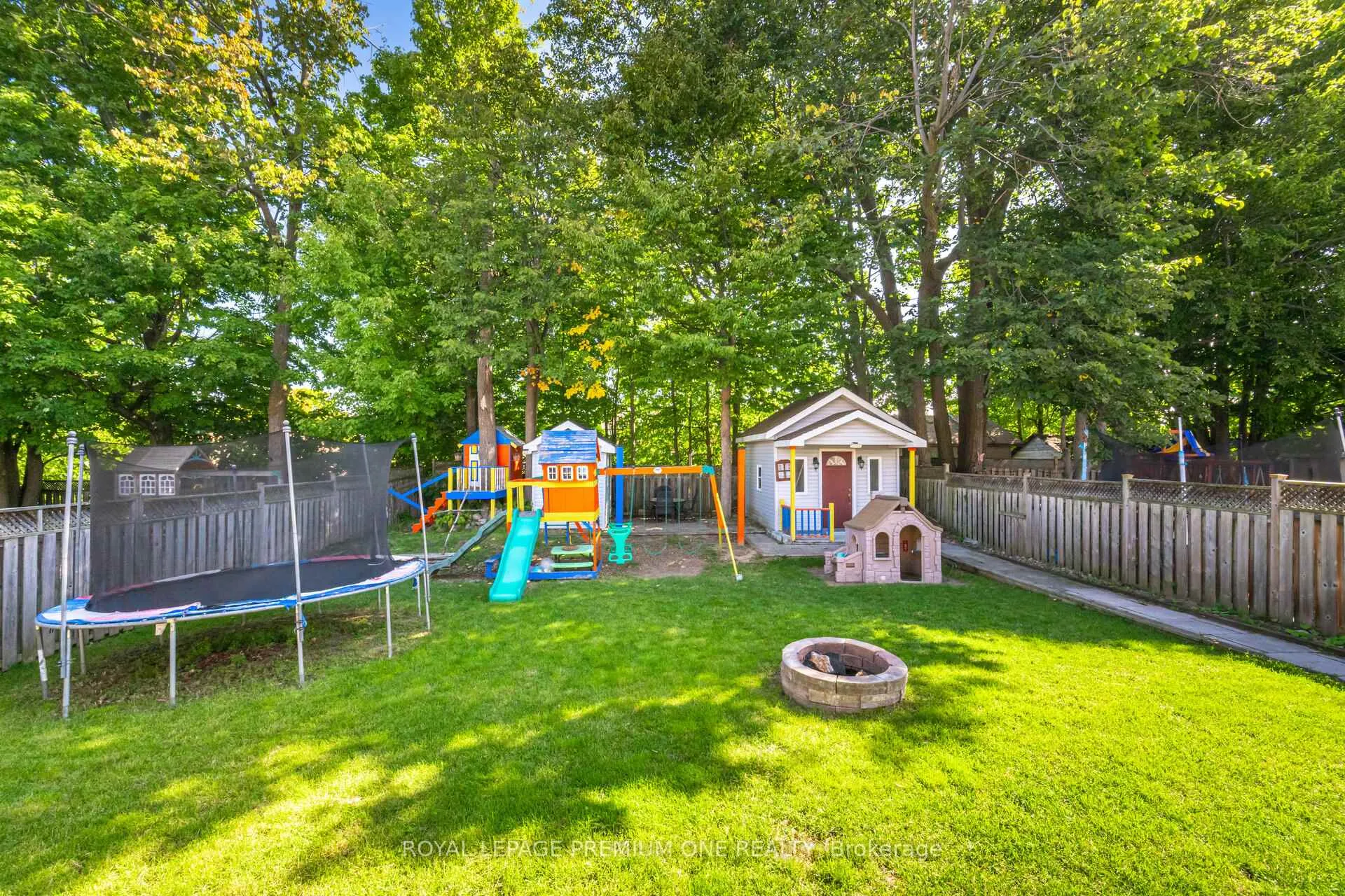 Photo 49 of 2039 Thompson Street, Innisfil, Alcona — HOMEH