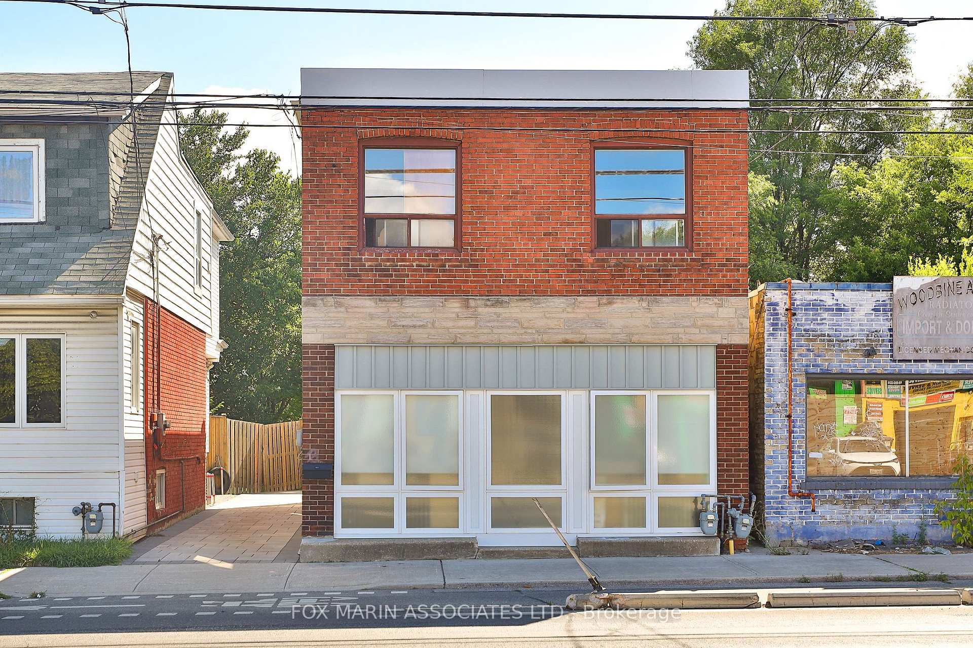 Front of 1215 Woodbine Avenue
