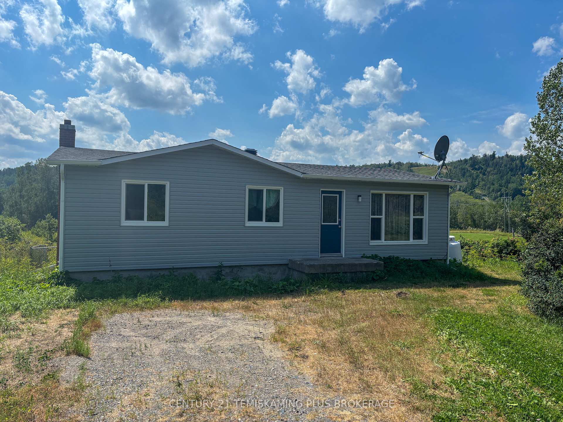 Front of 974332 Highway 567