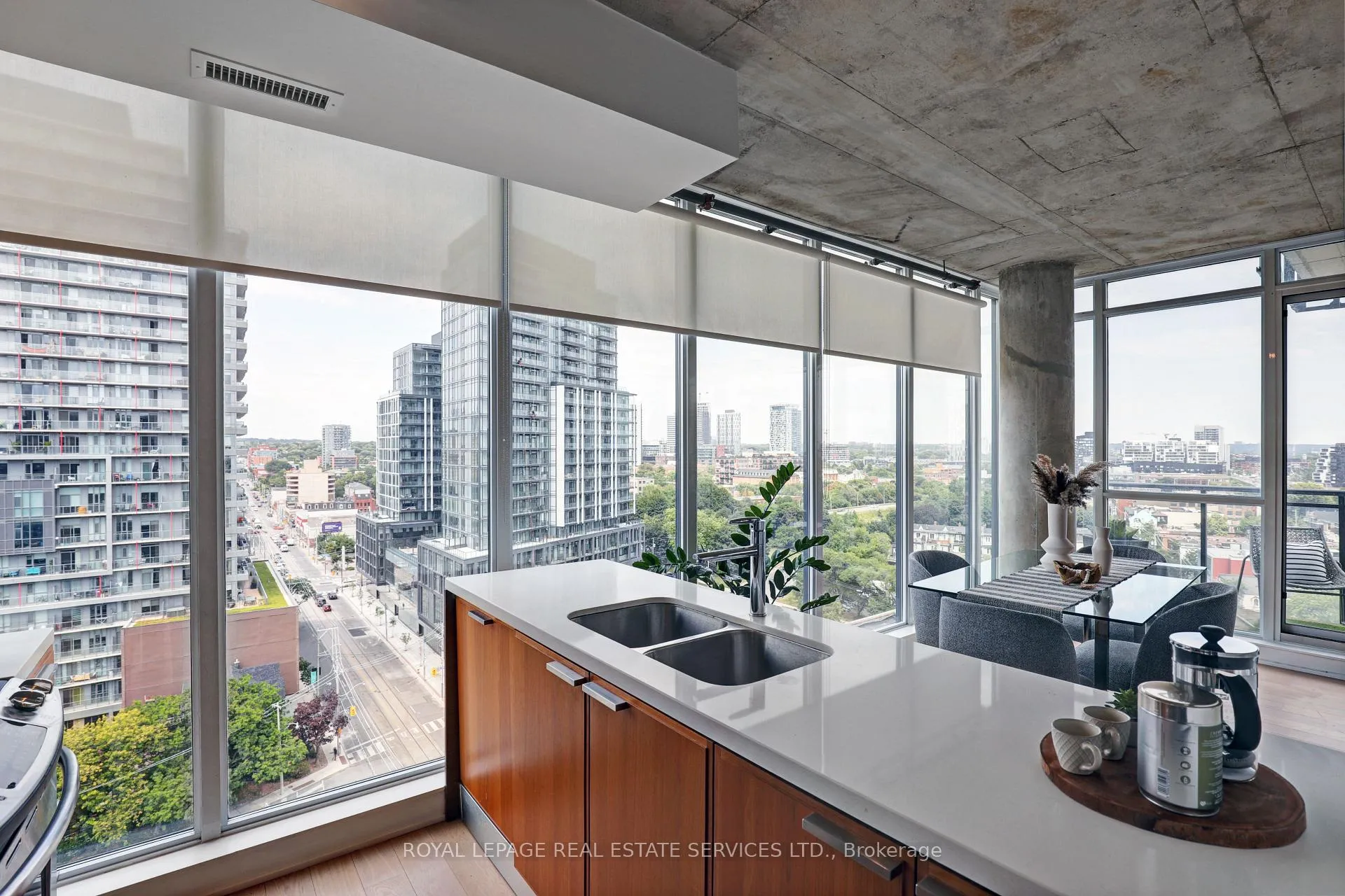 Photo 9 of Unit 1305, 318 King Street E, Toronto, Moss Park — HOMEH