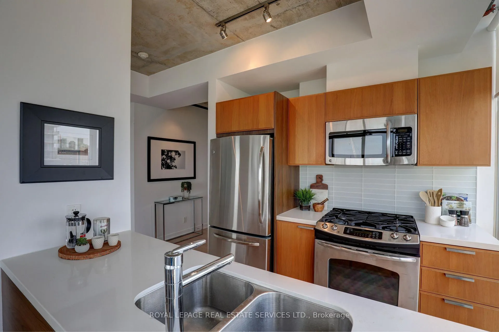 Photo 12 of Unit 1305, 318 King Street E, Toronto, Moss Park — HOMEH