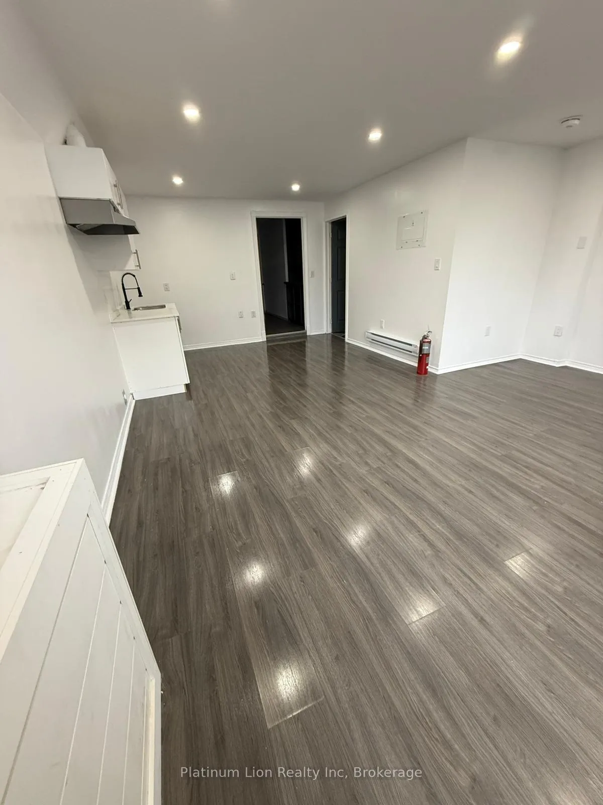 Photo 4 of Unit 67, 69 Hellems Avenue, Welland, Welland Downtown — HOMEH
