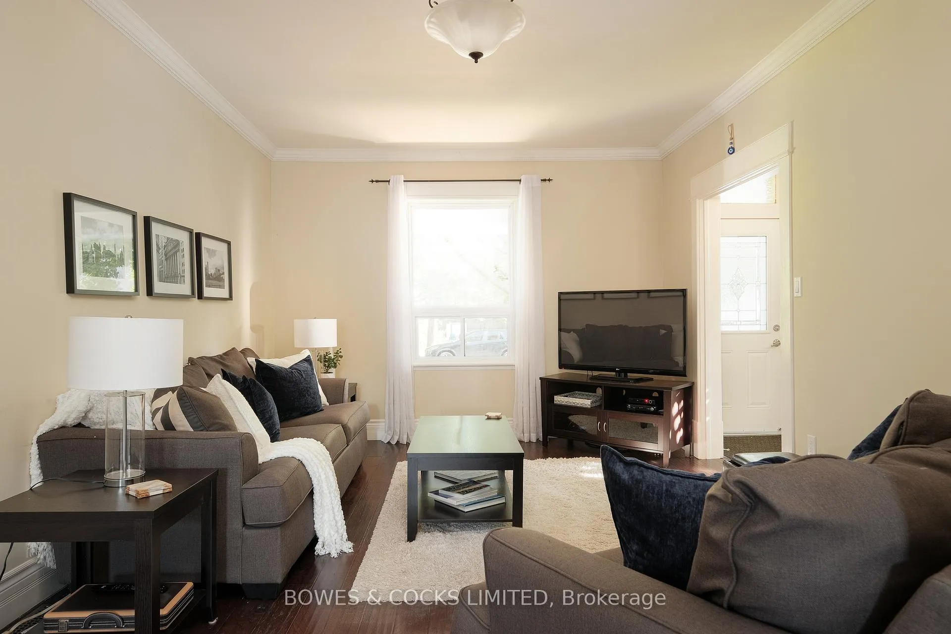 Photo 8 of 164 Wilson Street, Peterborough, Otonabee Ward 1 — HOMEH