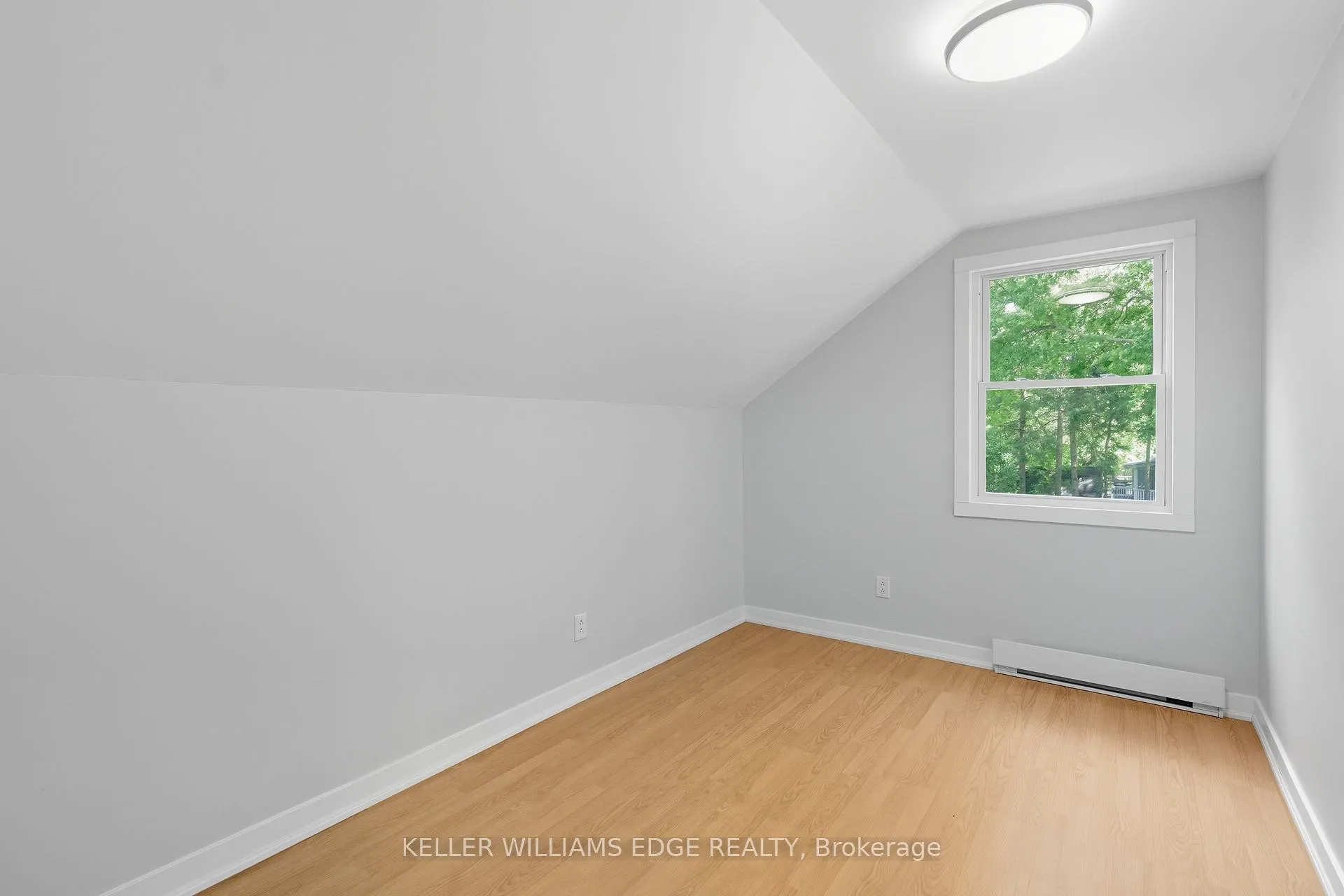 Photo 17 of 1402 Hwy 6, Hamilton, Rural Flamborough — HOMEH