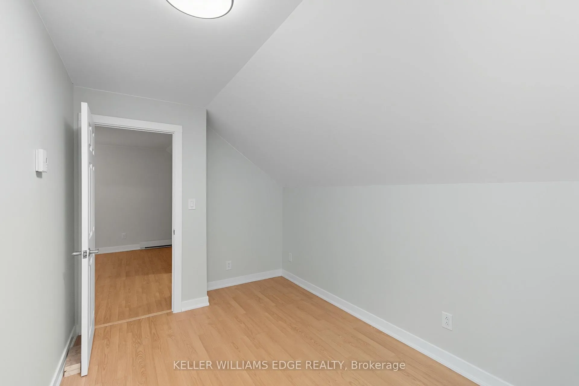 Photo 18 of 1402 Hwy 6, Hamilton, Rural Flamborough — HOMEH
