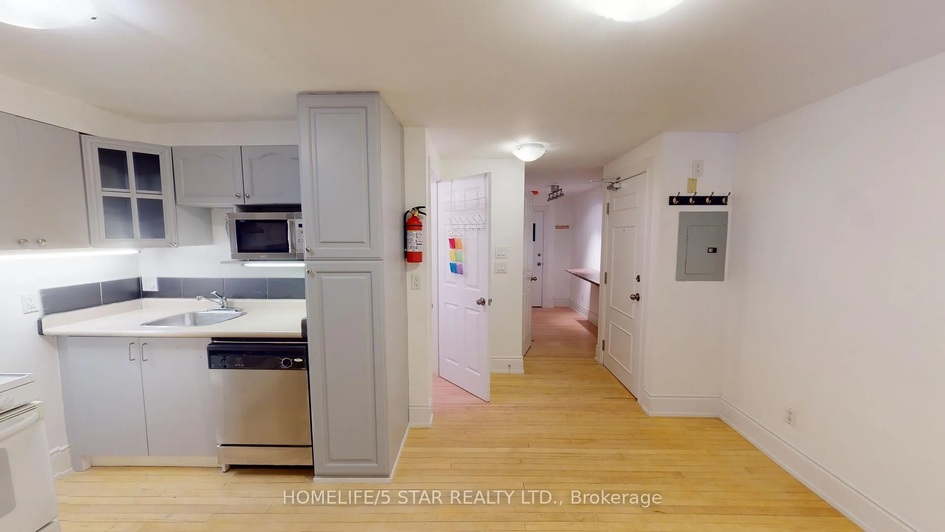 Photo 4 of Unit 209, 1152 Gerrard Street E, Toronto, South Riverdale — HOMEH