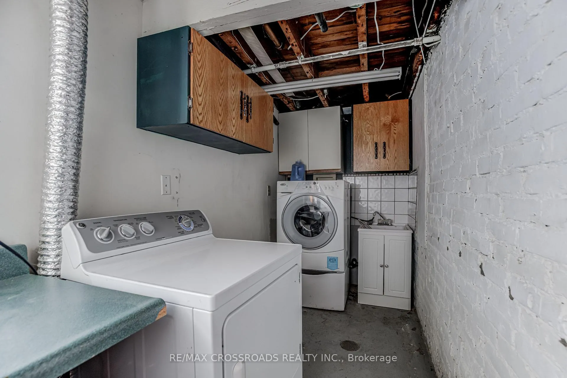 Photo 17 of 89 Wembley Drive, Toronto, Woodbine Corridor — HOMEH