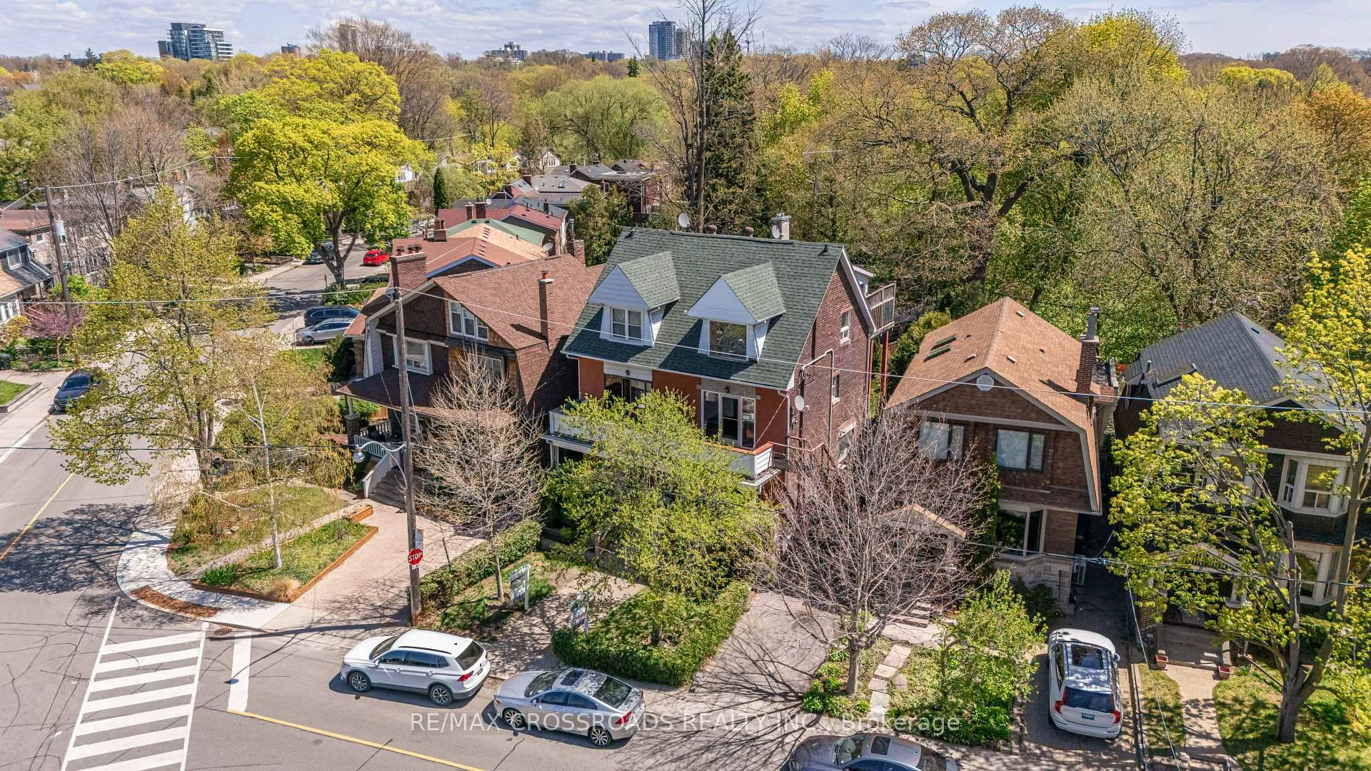 Photo 45 of 89 Wembley Drive, Toronto, Woodbine Corridor — HOMEH
