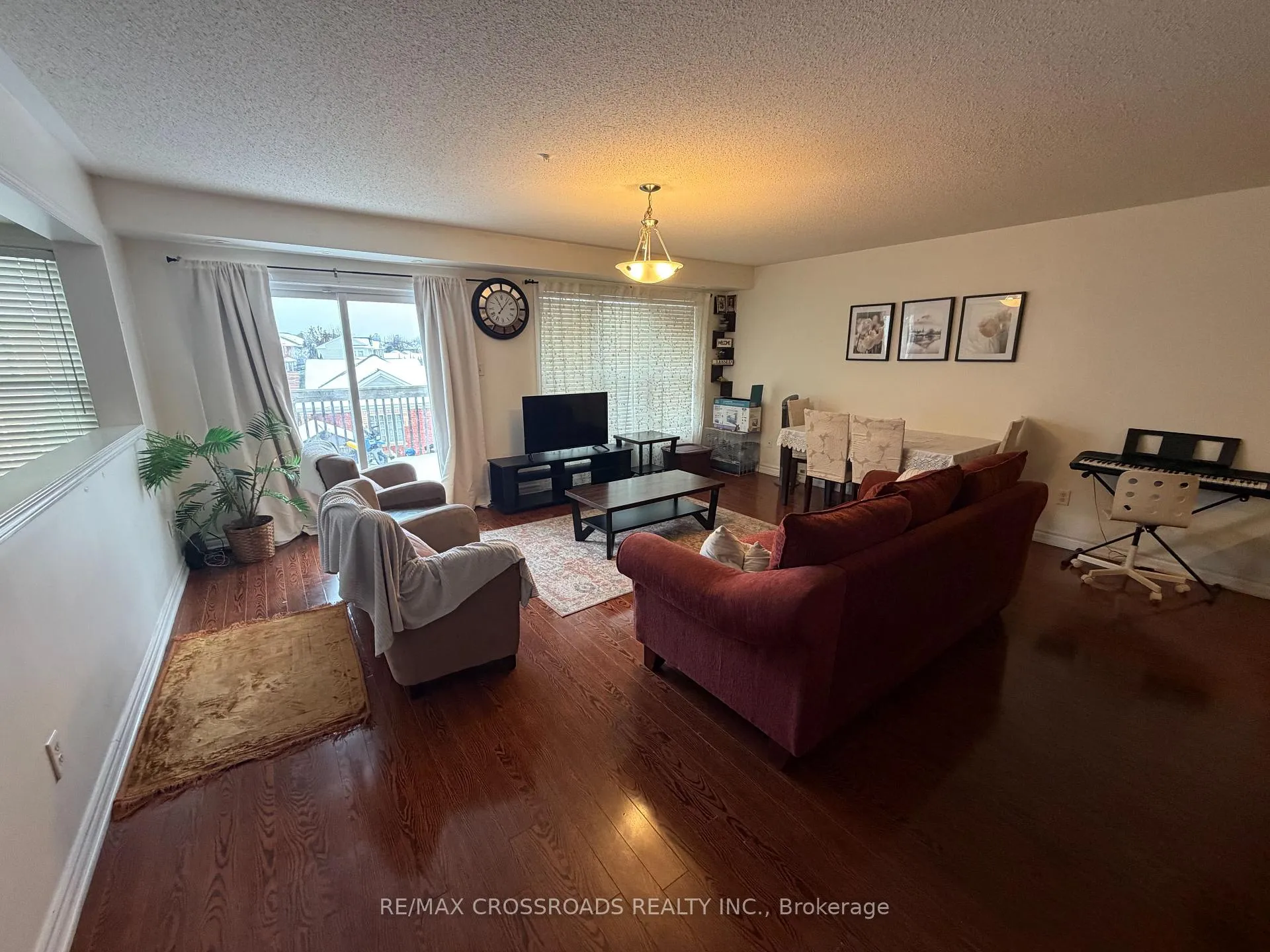 Photo 3 of Unit 1, 2709 Bur Oak Avenue, Markham, Cornell — HOMEH