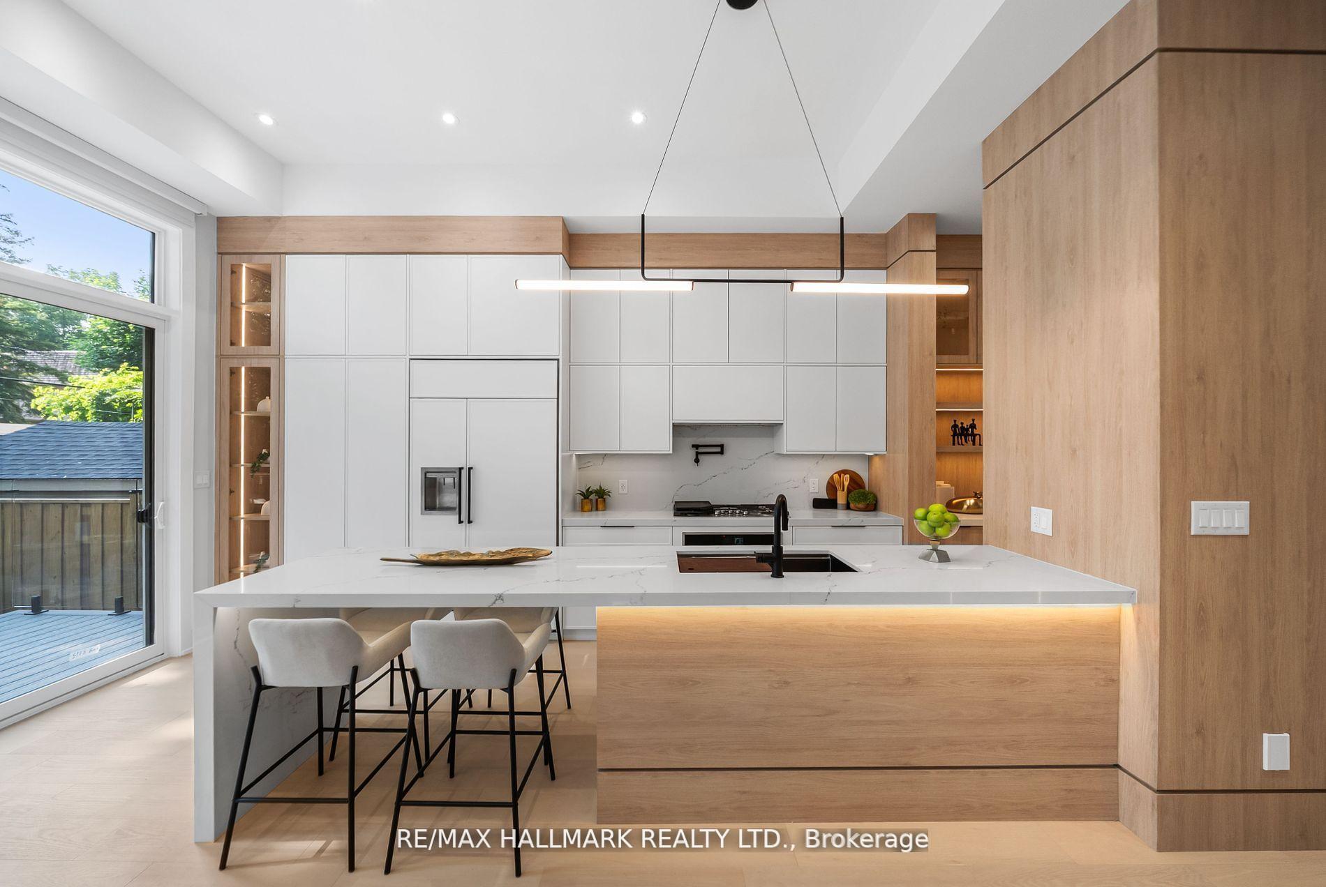 Photo 11 of 112 Randolph Road, Toronto, Leaside — HOMEH