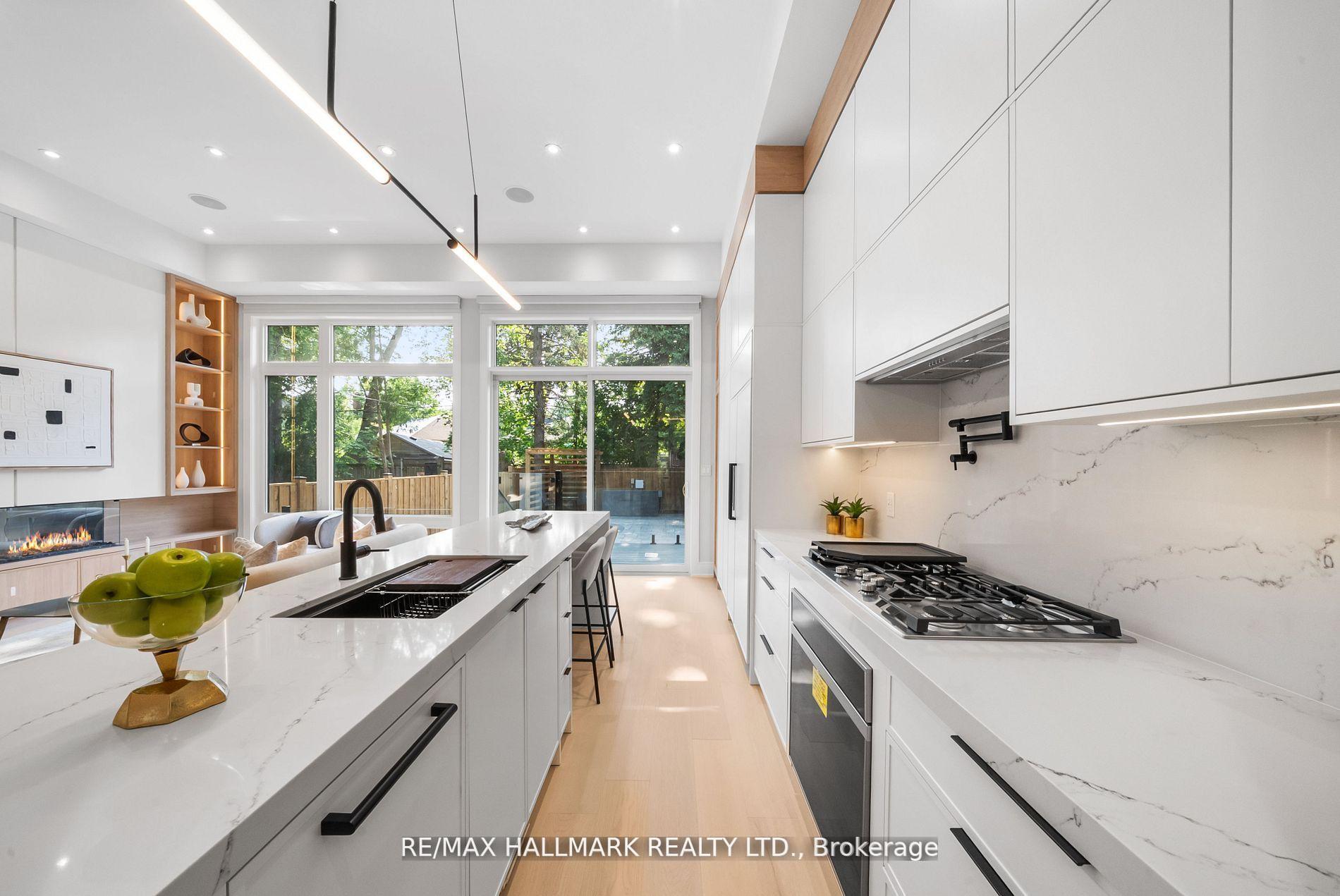 Photo 13 of 112 Randolph Road, Toronto, Leaside — HOMEH