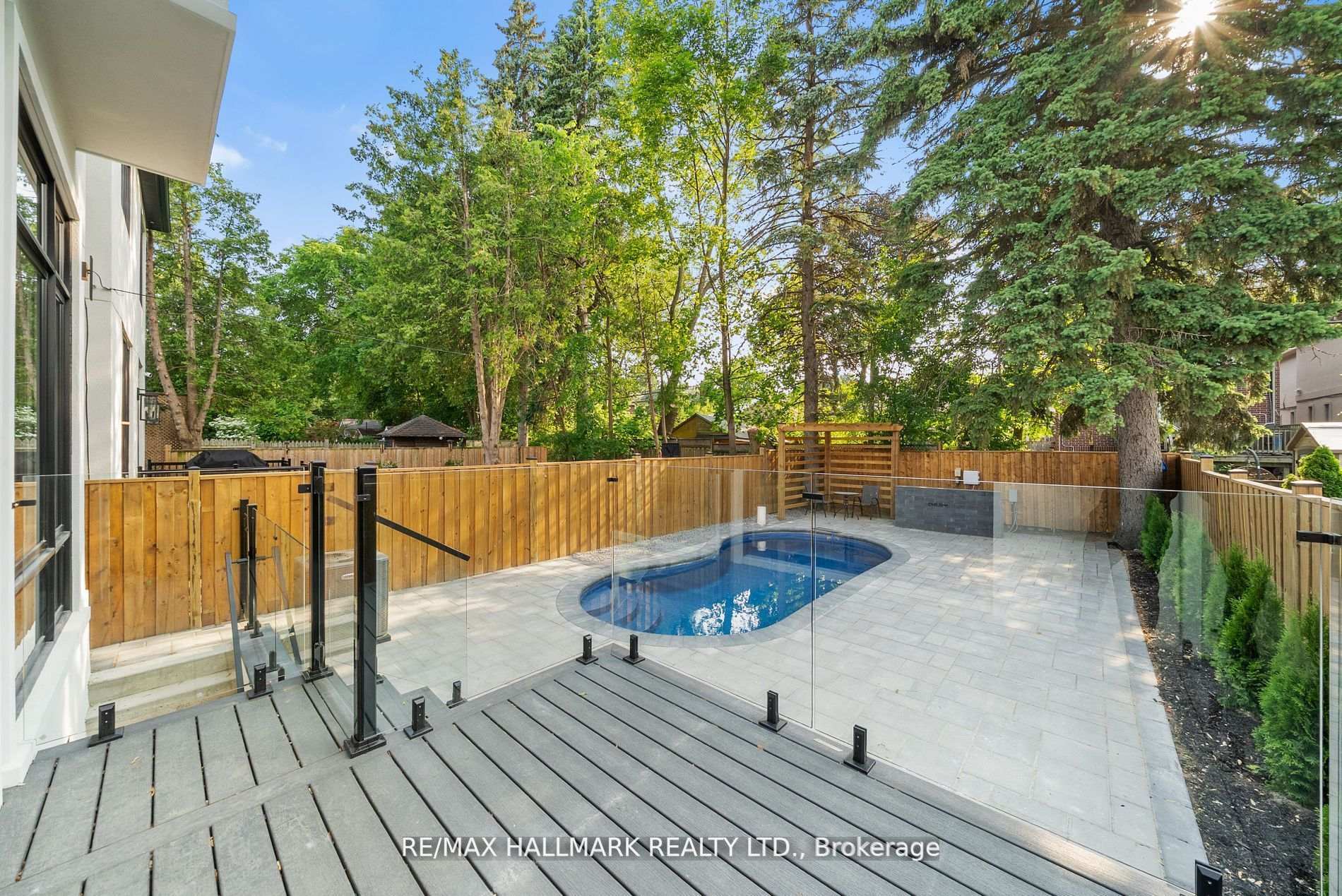 Photo 42 of 112 Randolph Road, Toronto, Leaside — HOMEH
