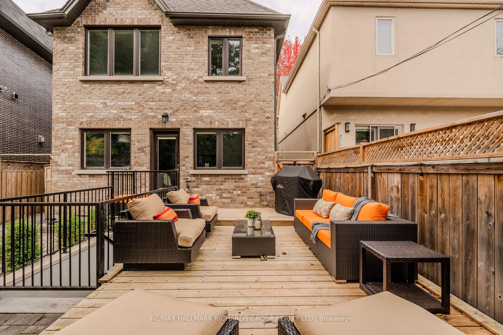 Photo 34 of 77 Randolph Road, Toronto, Leaside — HOMEH