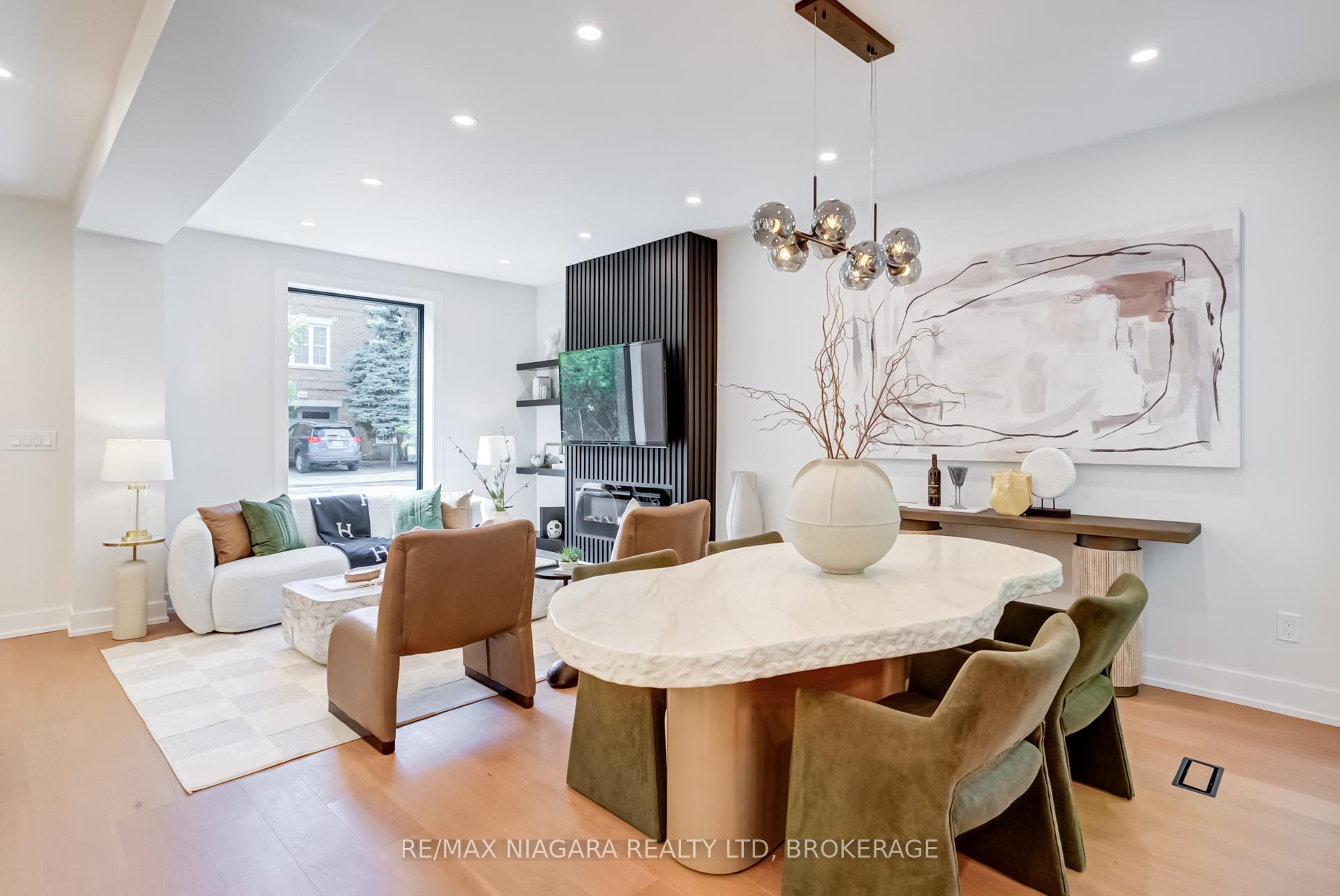 Photo 11 of 95 Kimberley Avenue, Toronto, East End-Danforth — HOMEH