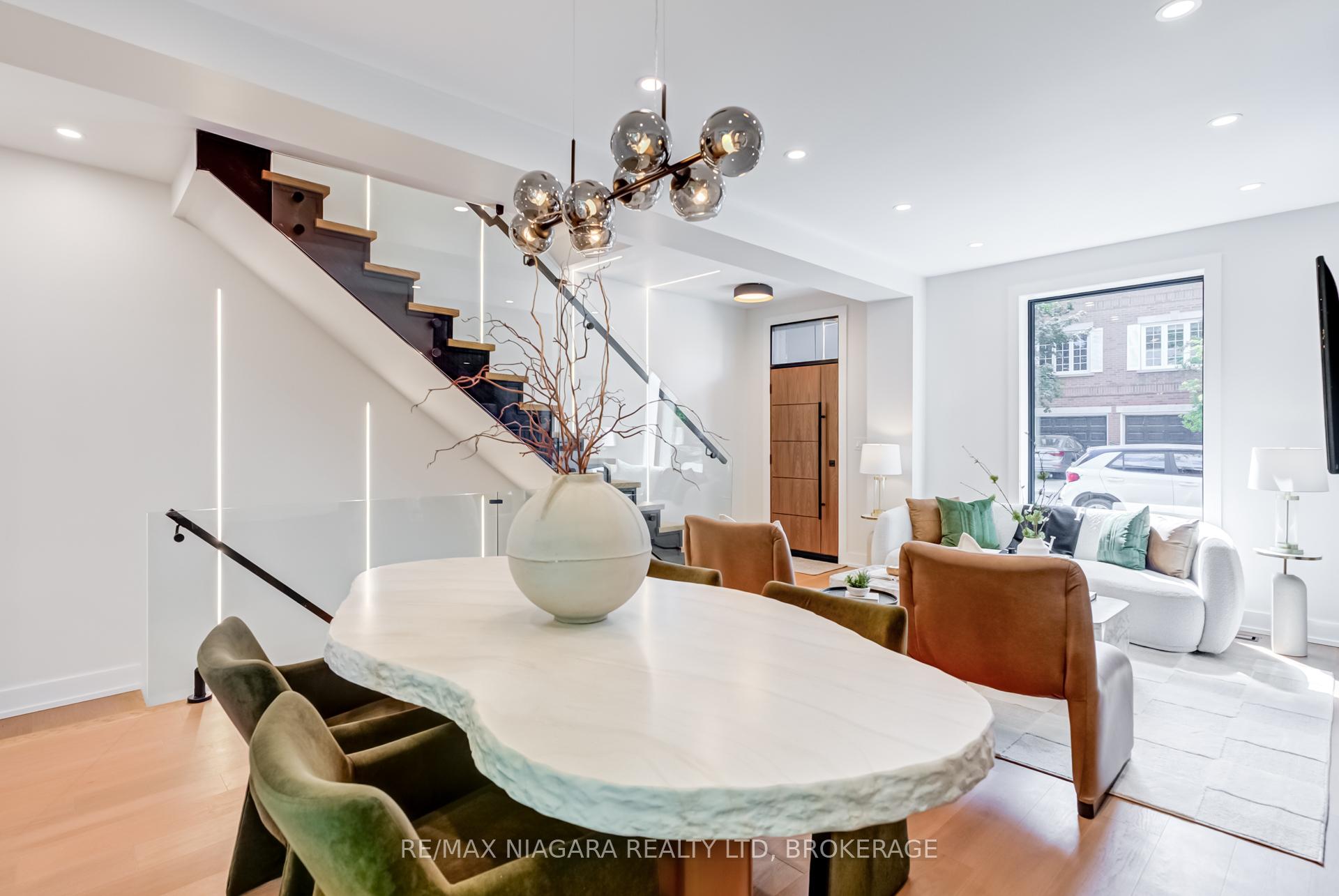 Photo 12 of 95 Kimberley Avenue, Toronto, East End-Danforth — HOMEH