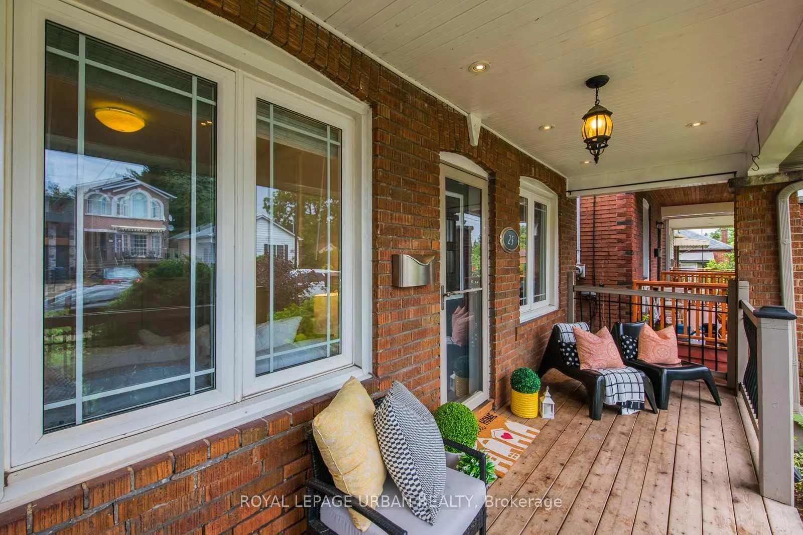 Photo 2 of Unit Main, 25 Dunkirk Road, Toronto, Danforth Village-East York — HOMEH