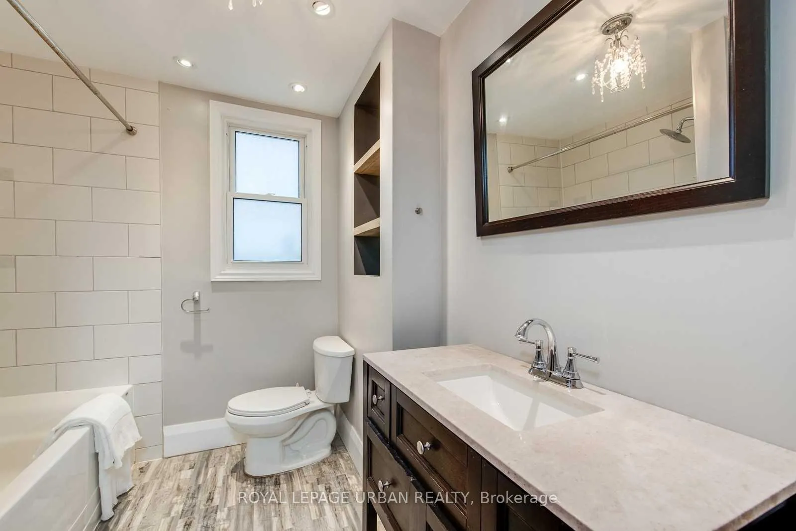 Photo 10 of Unit Main, 25 Dunkirk Road, Toronto, Danforth Village-East York — HOMEH